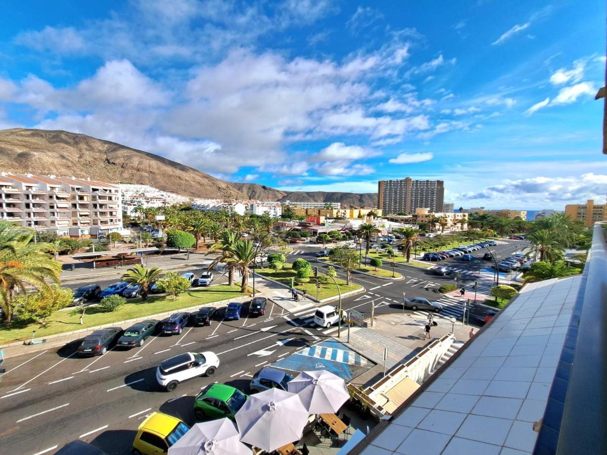 Newly Reformed 2 Bedroom Apartment In The Center Of Los Cristianos Los Cristianos  Exteriör bild