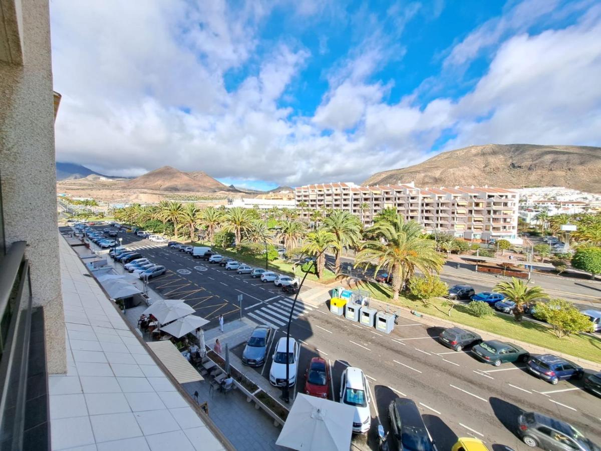 Newly Reformed 2 Bedroom Apartment In The Center Of Los Cristianos Los Cristianos  Exteriör bild