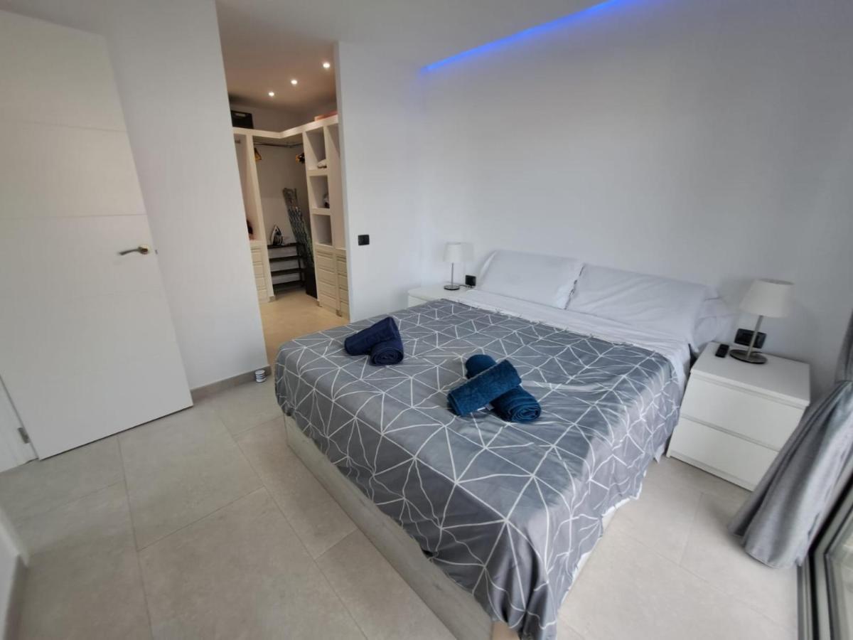 Newly Reformed 2 Bedroom Apartment In The Center Of Los Cristianos Los Cristianos  Exteriör bild